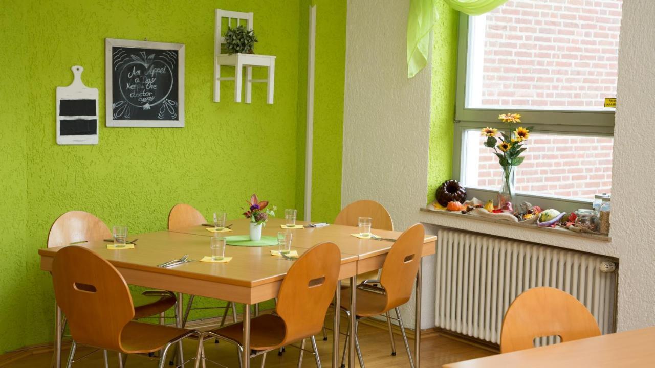 ホテル Deula Witzenhausen Gmbh エクステリア 写真
